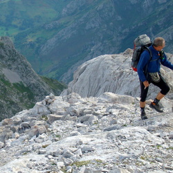 11-08-20 a 27 Picos de Europa los tres Macizos